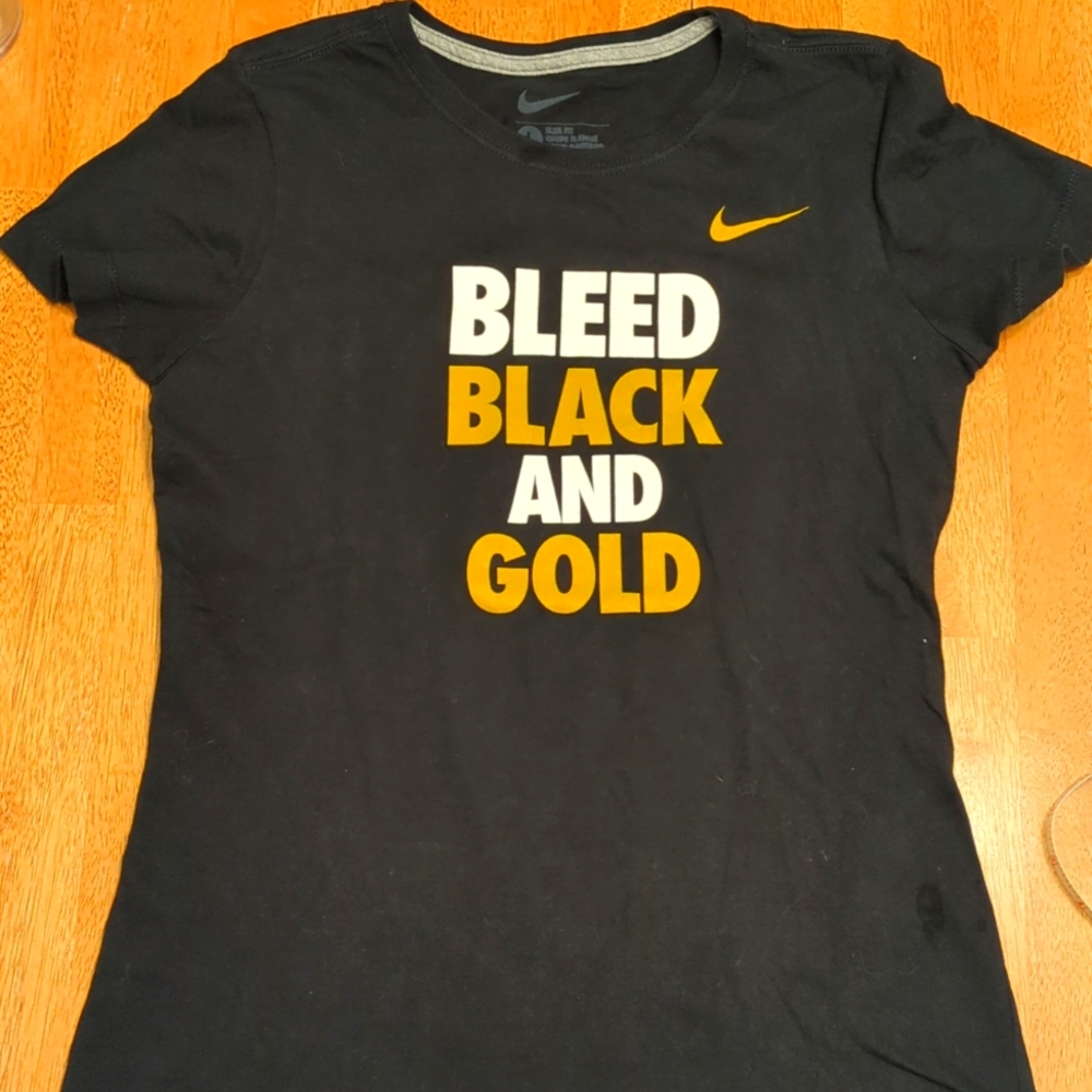 Nike University of Missouri women's T-shirt